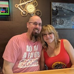 Meet your Posher, Laurie